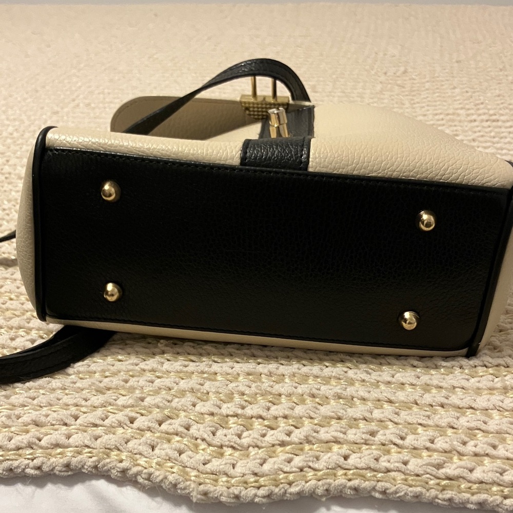 Borse in Pelle Italian Chic Cream and Black Leather Satchel - Picture 6 of 6